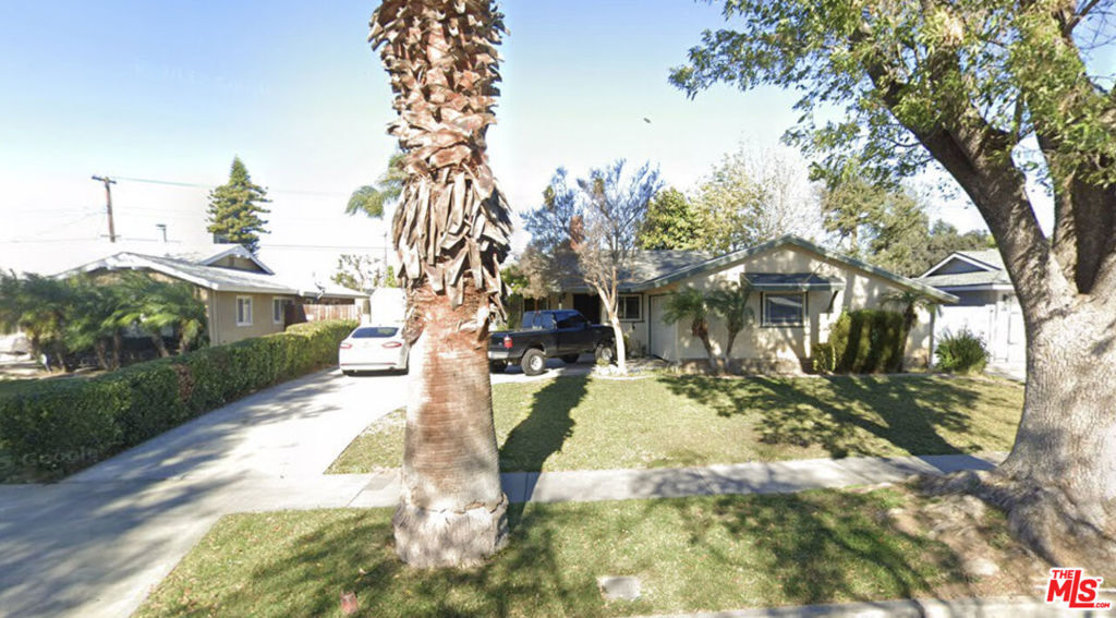 8811 Delano Drive Property Photo 1