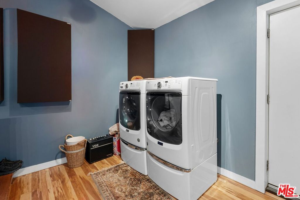 1903 Preuss Road Property Photo 28