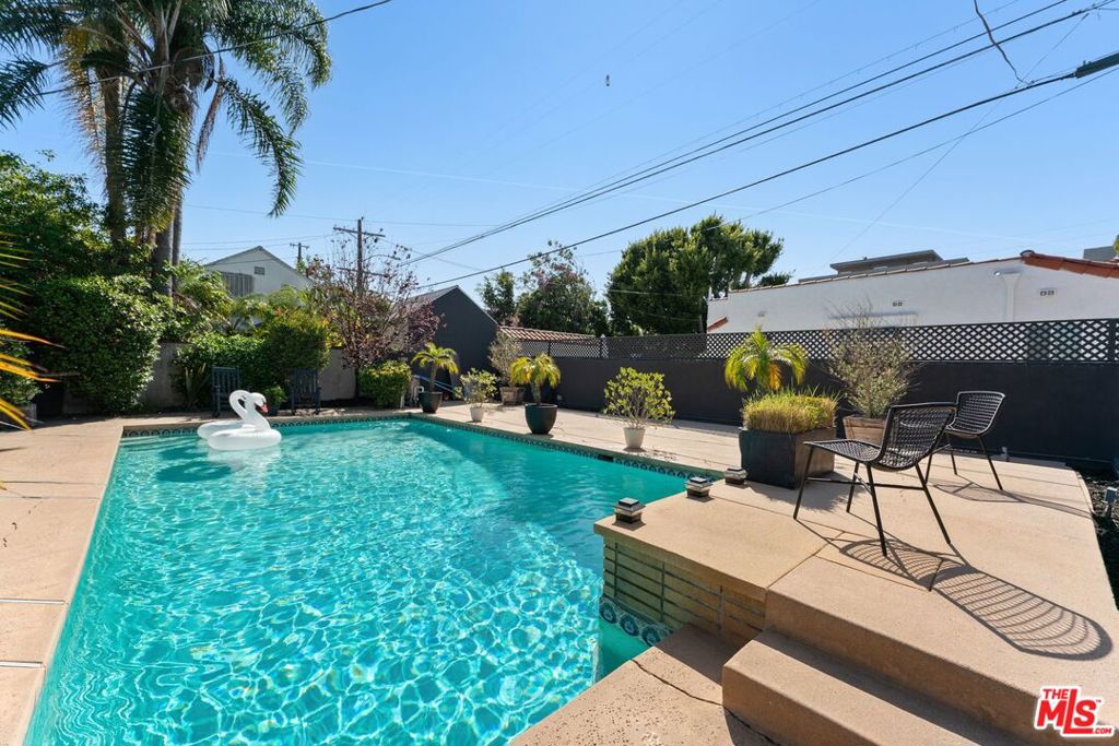 1903 Preuss Road Property Photo 30