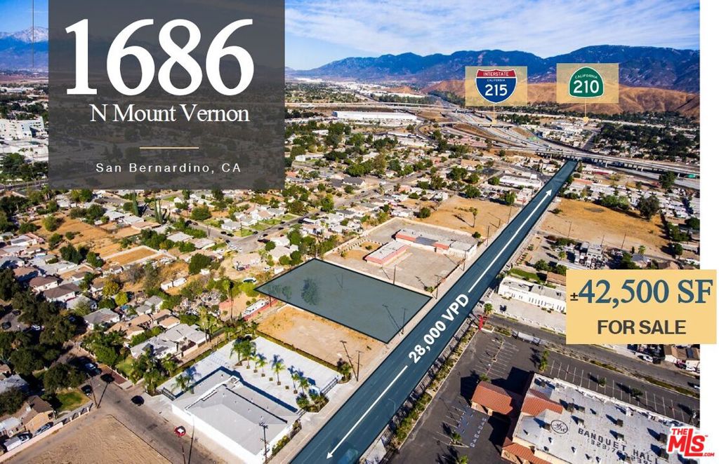 1686 N Mount Vernon Avenue Property Photo 1