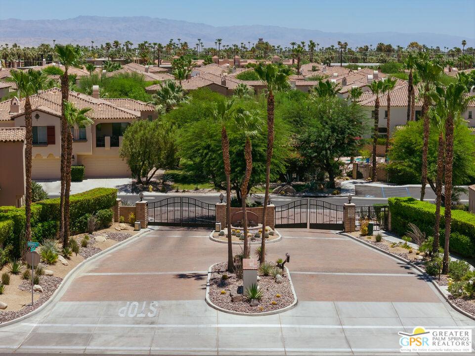 1365 Yermo Drive Property Photo 4