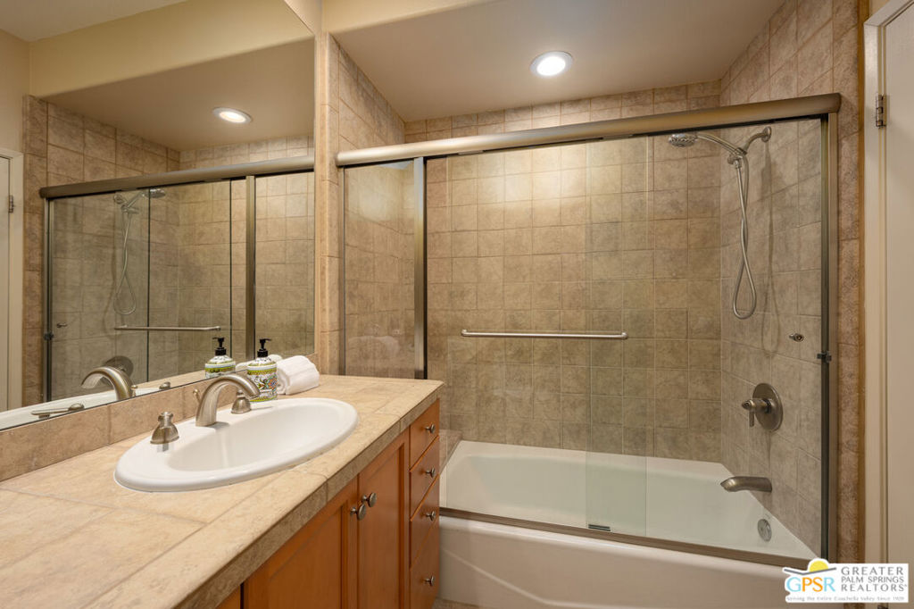 1365 Yermo Drive Property Photo 22