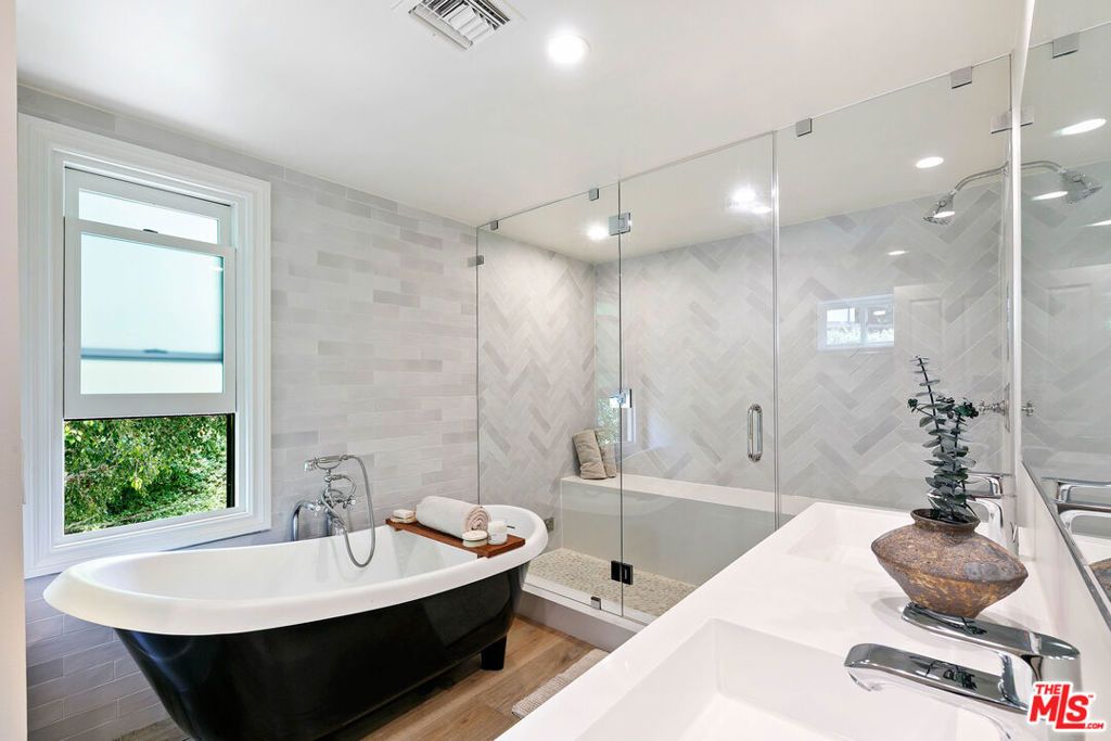 30601 Sicomoro Drive Property Photo 18