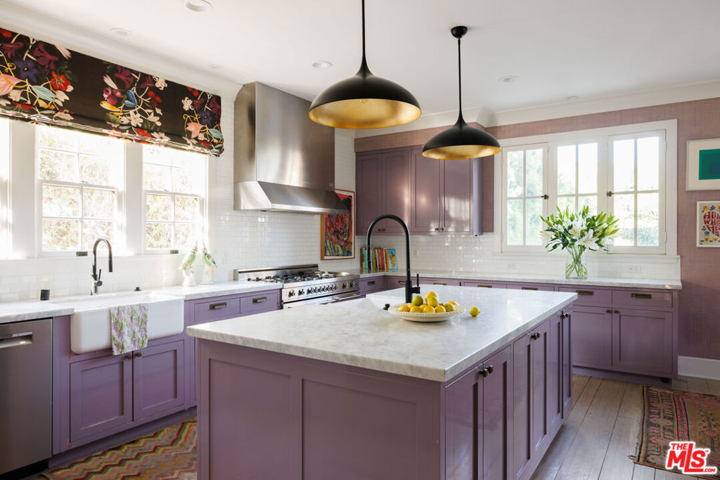 2230 Nottingham Avenue Property Photo 8