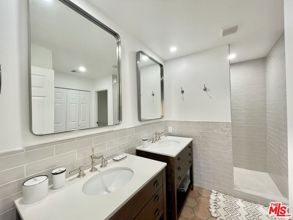 73441 Foxtail Lane Property Photo 10