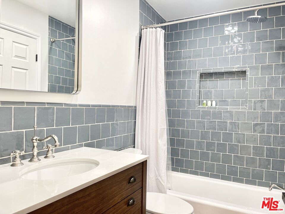 73441 Foxtail Lane Property Photo 14