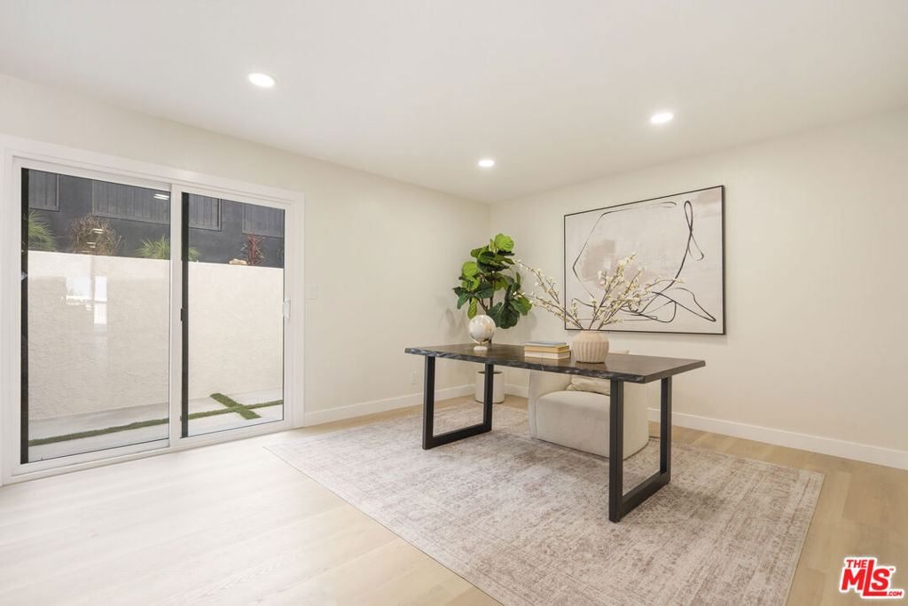1747 Wollacott Street Property Photo 26