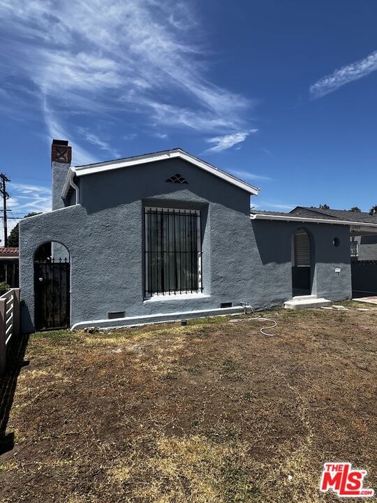 1429 W 94th Place Property Photo 1