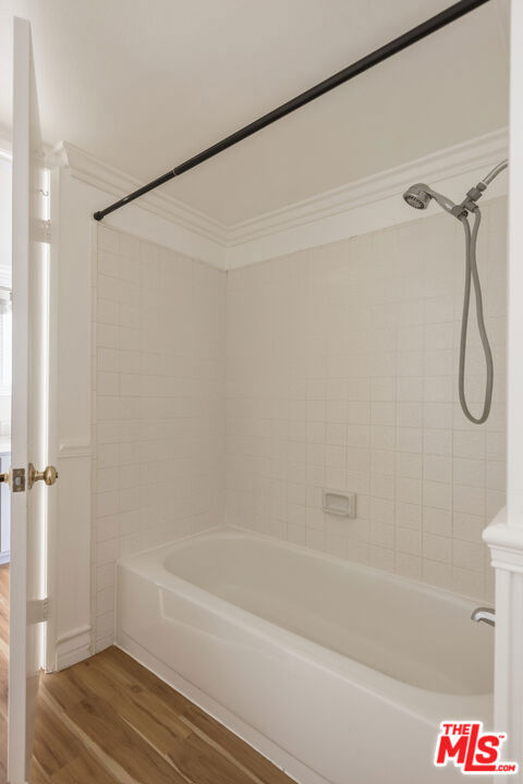 1900 Vine Street 403 Property Photo 26