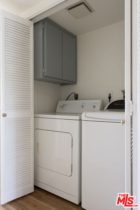 1900 Vine Street 403 Property Photo 31
