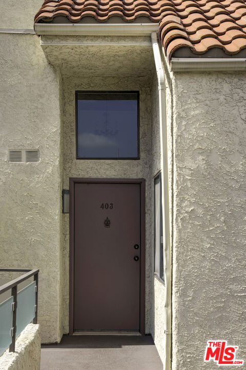 1900 Vine Street 403 Property Photo 55