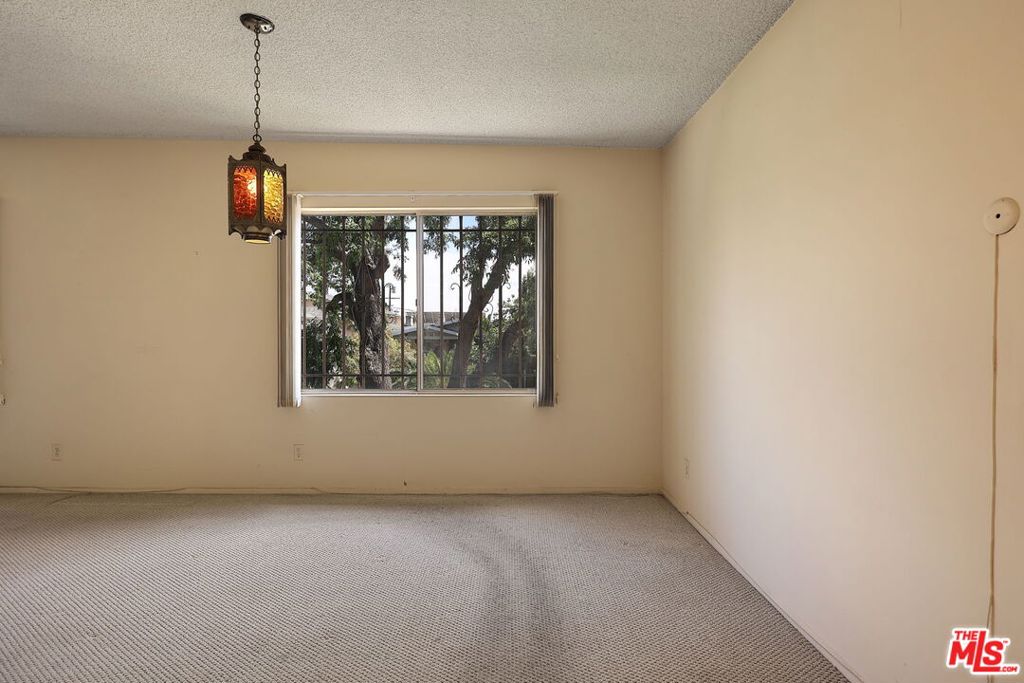 5025 Maplewood Avenue 14 Property Photo 14