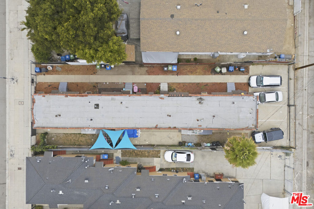 10712 S Broadway Property Photo 12