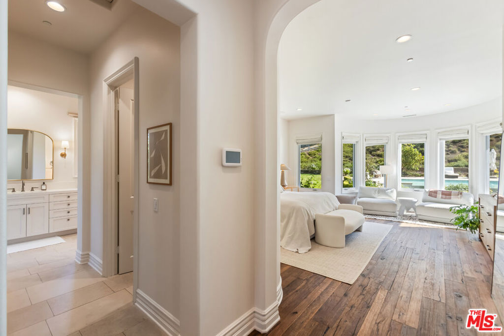 2052 Shadow Creek Drive Property Photo 30