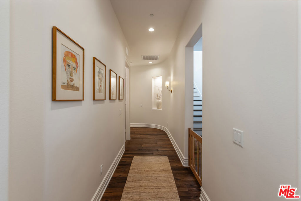2052 Shadow Creek Drive Property Photo 46