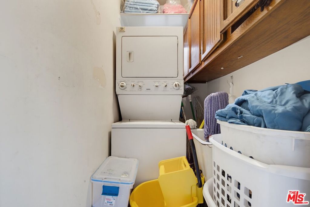 291 Simmons Avenue Property Photo 12