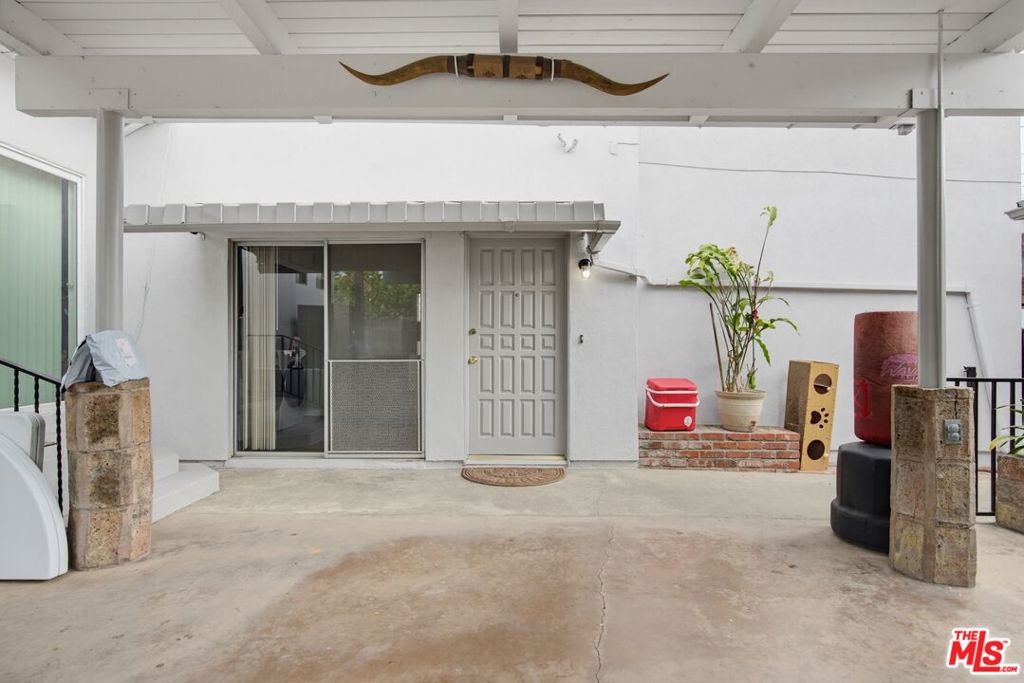 291 Simmons Avenue Property Photo 13