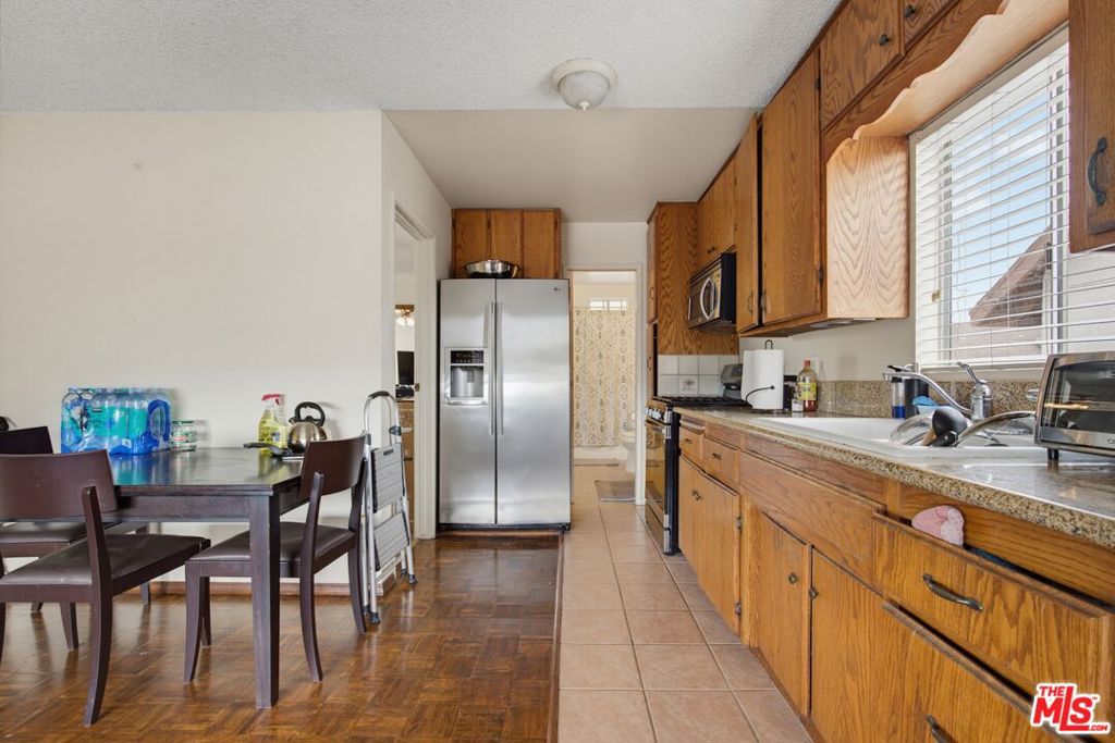 291 Simmons Avenue Property Photo 22