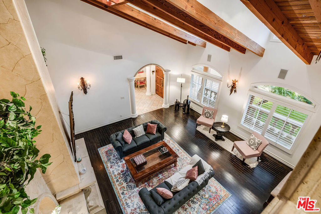 4063 Benedict Canyon Drive Property Photo 37
