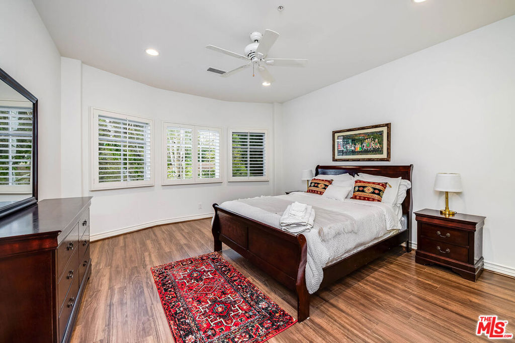 4063 Benedict Canyon Drive Property Photo 38