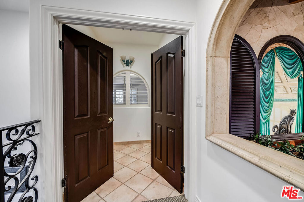 4063 Benedict Canyon Drive Property Photo 40