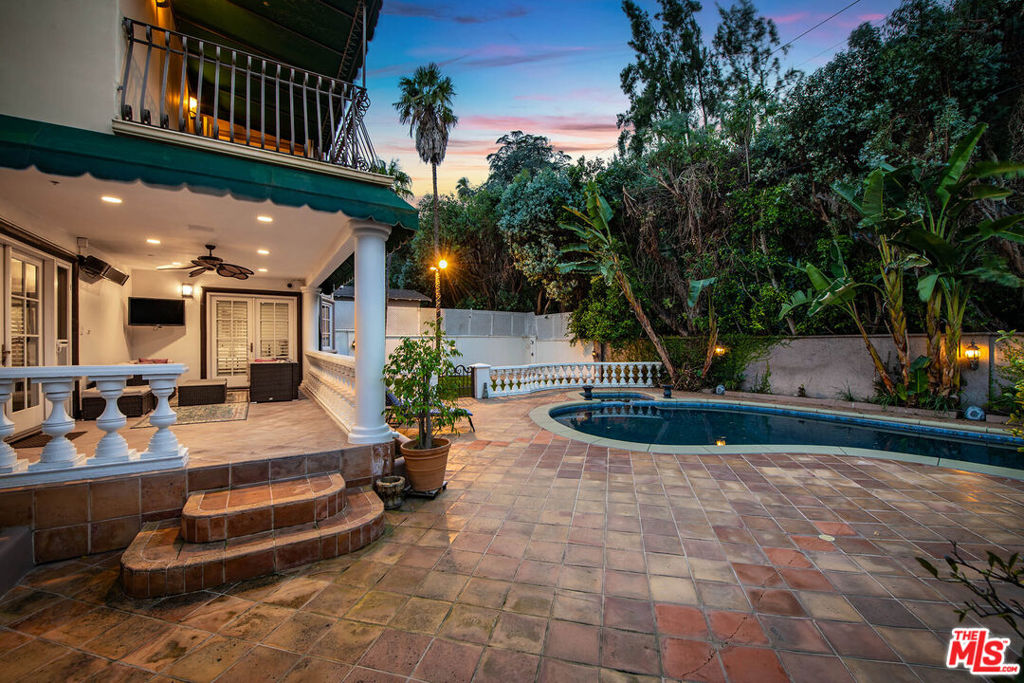 4063 Benedict Canyon Drive Property Photo 58