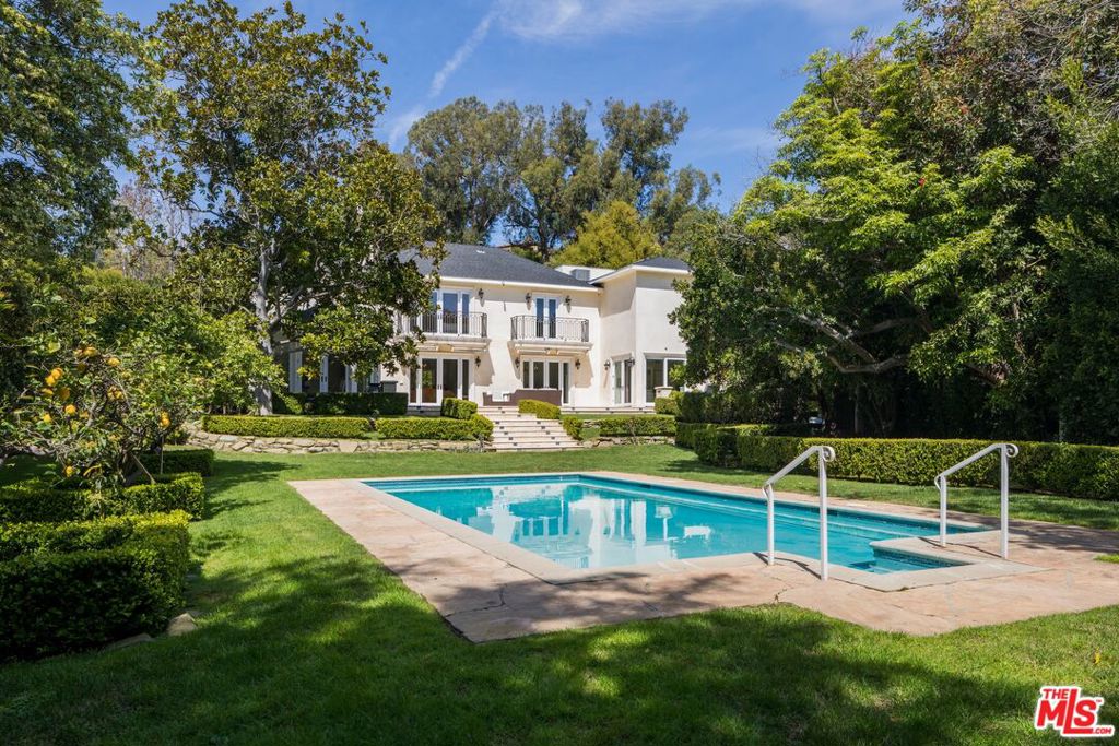 10914 Bellagio Road Property Photo 1