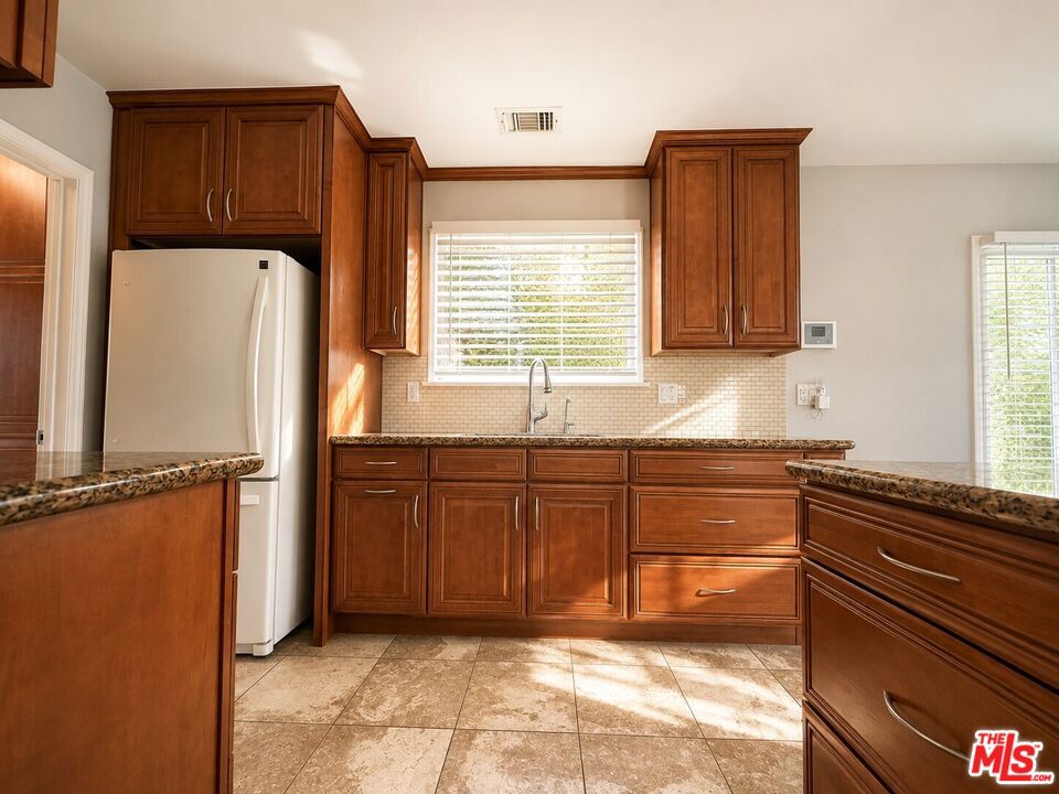 8433 Tunney Avenue Property Photo 3