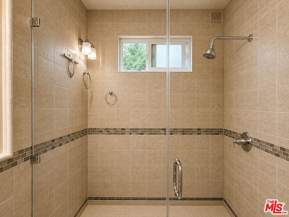 8433 Tunney Avenue Property Photo 10
