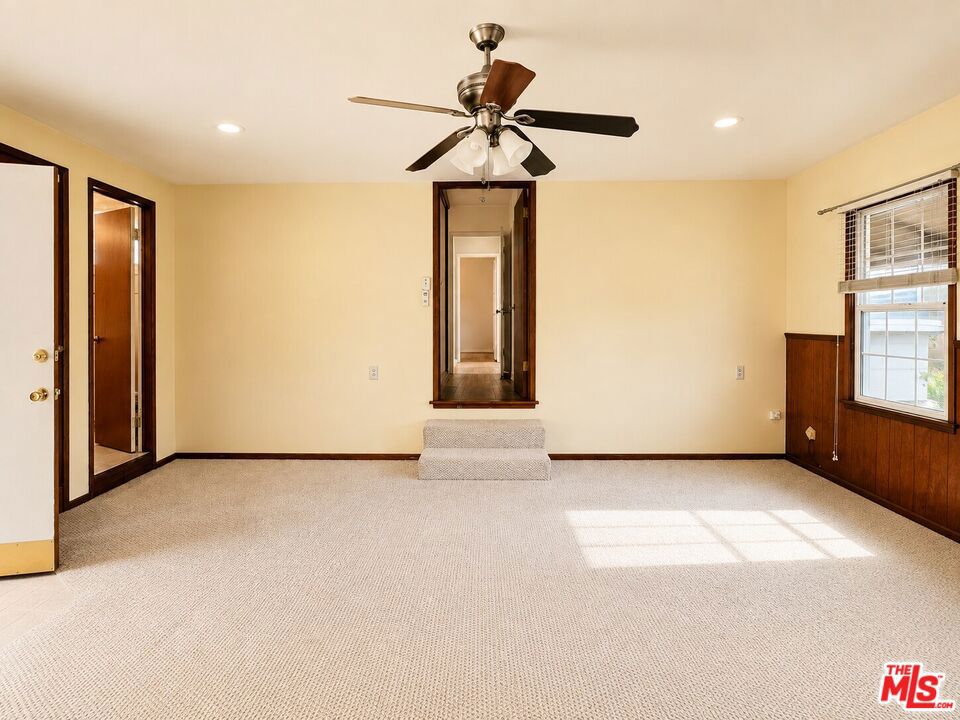 8433 Tunney Avenue Property Photo 14