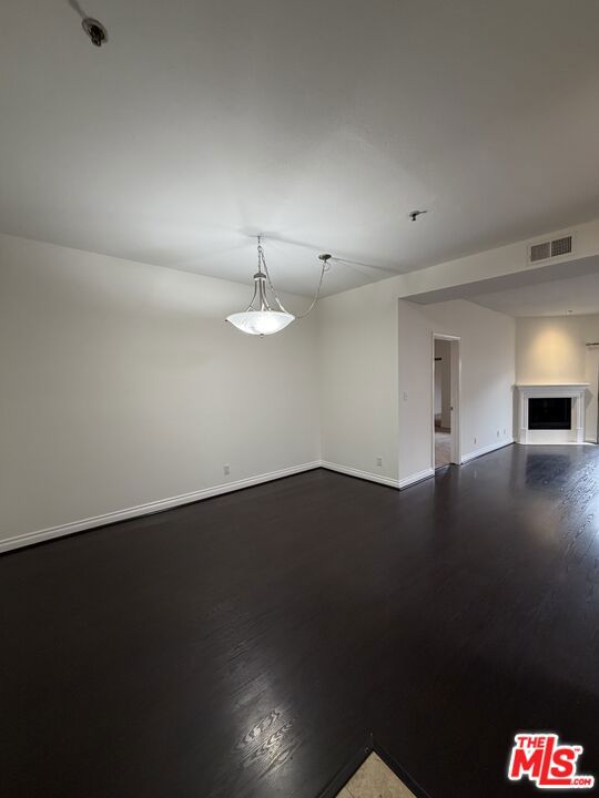 87 S Allen Avenue 204 Property Photo 3