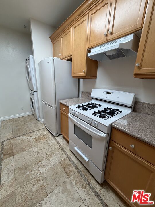 87 S Allen Avenue 204 Property Photo 7