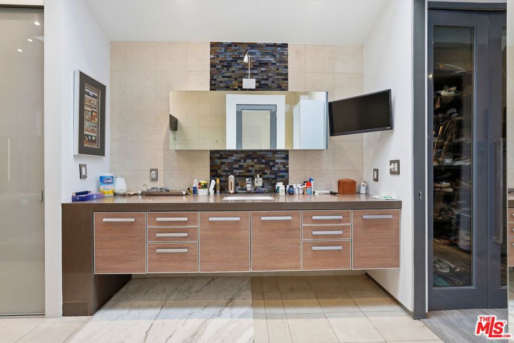 624 23rd Street Property Photo 42