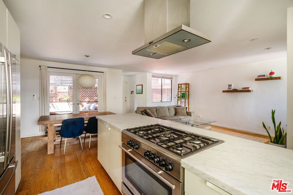 2600 Abbot Kinney Boulevard 6 Property Photo 6