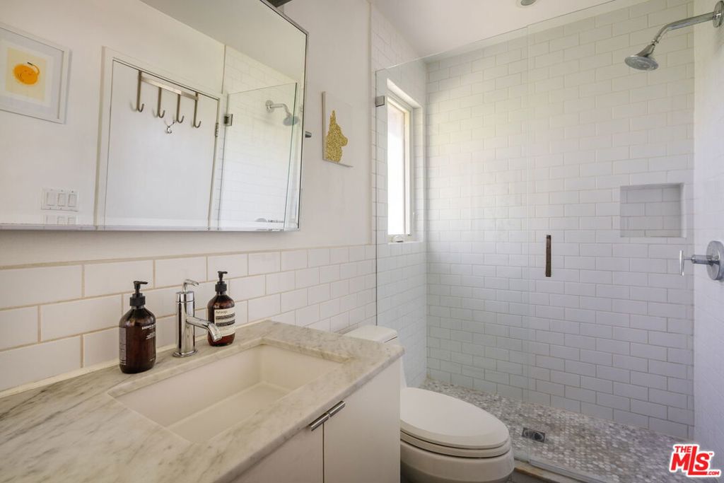 2600 Abbot Kinney Boulevard 6 Property Photo 13