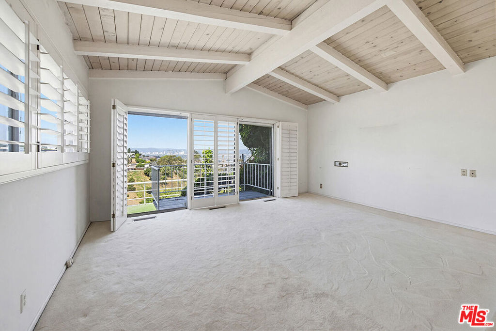 4107 Punta Alta Drive Property Photo 21