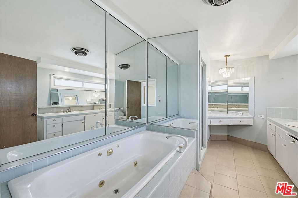 4107 Punta Alta Drive Property Photo 28