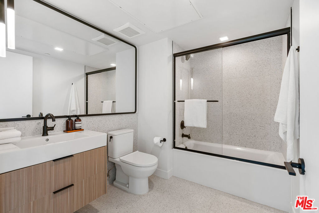3688 Overland Avenue 724 Property Photo 13