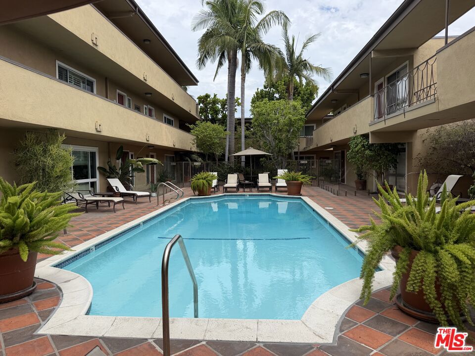 970 Palm Avenue 216 Property Photo 1