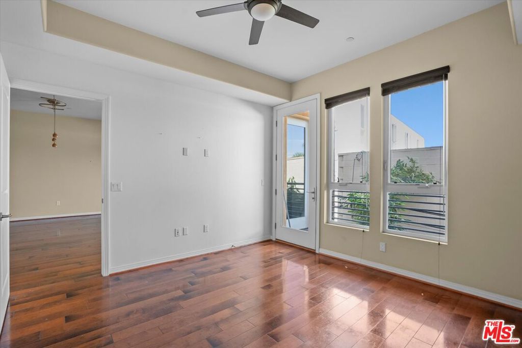 4050 Glencoe Avenue 309 Property Photo 15