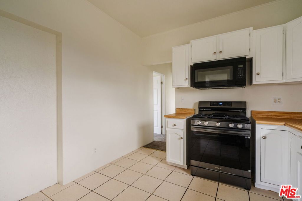 1476 W 37th Drive Property Photo 49