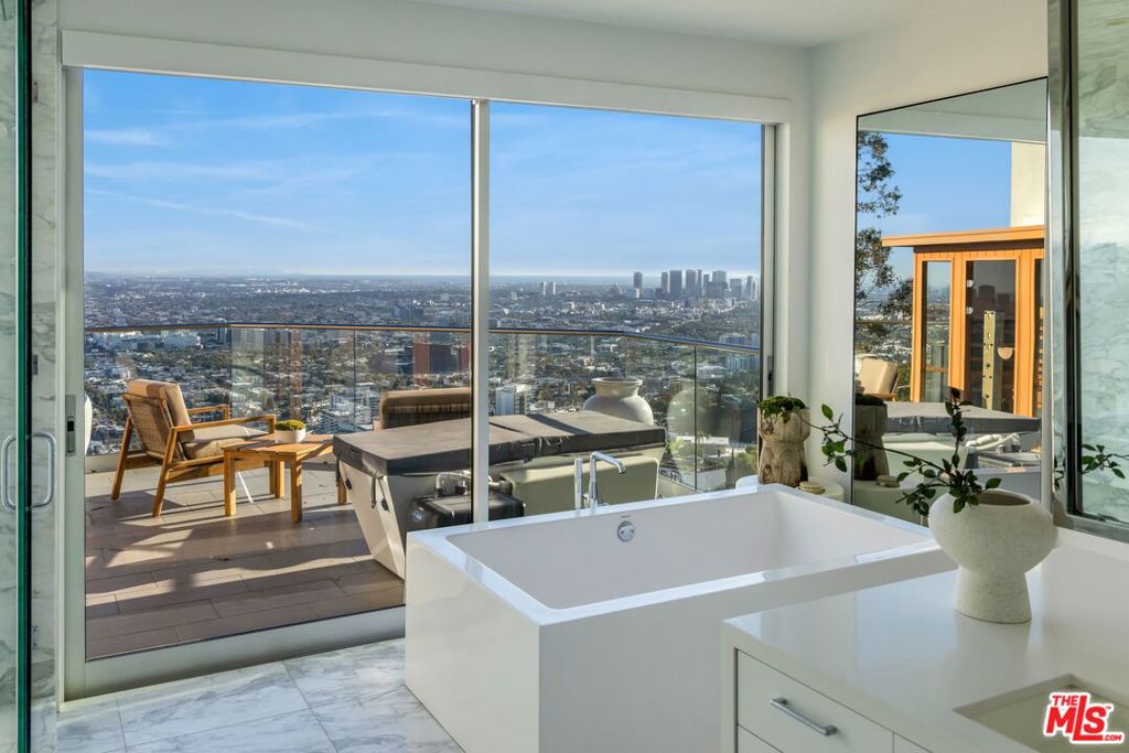 8572 Hillside Avenue Property Photo 13