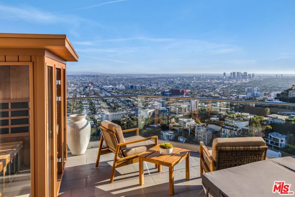 8572 Hillside Avenue Property Photo 14