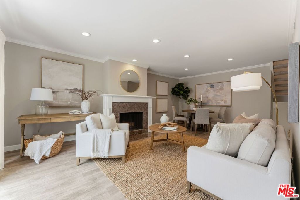 1456 Manhattan Beach Boulevard G Property Photo 2