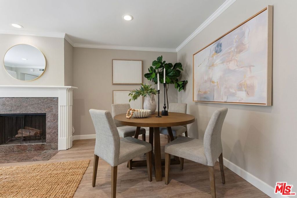 1456 Manhattan Beach Boulevard G Property Photo 6