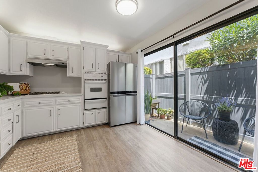 1456 Manhattan Beach Boulevard G Property Photo 13