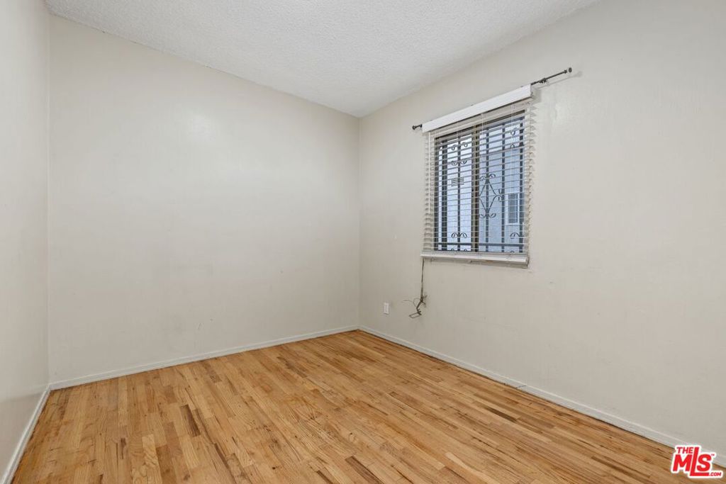 2321 3rd Avenue Property Photo 13
