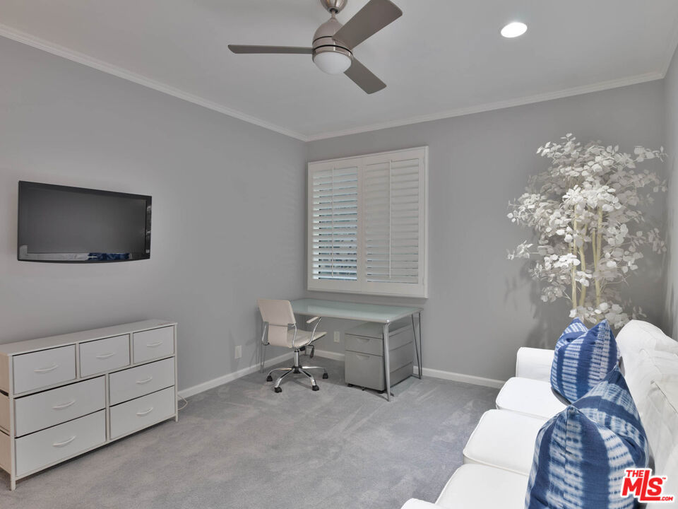 8455 Fountain Avenue 312 Property Photo 11