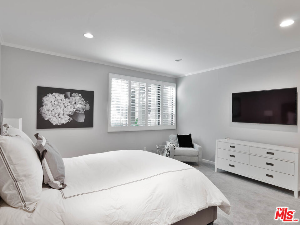 8455 Fountain Avenue 312 Property Photo 15
