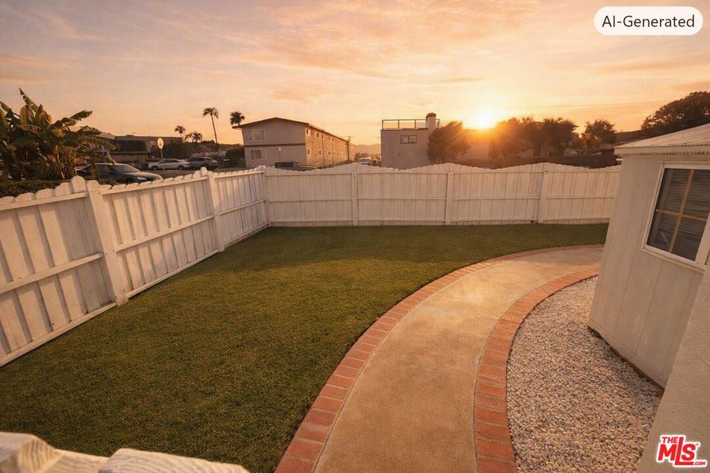 404 Venice Way Property Photo 8